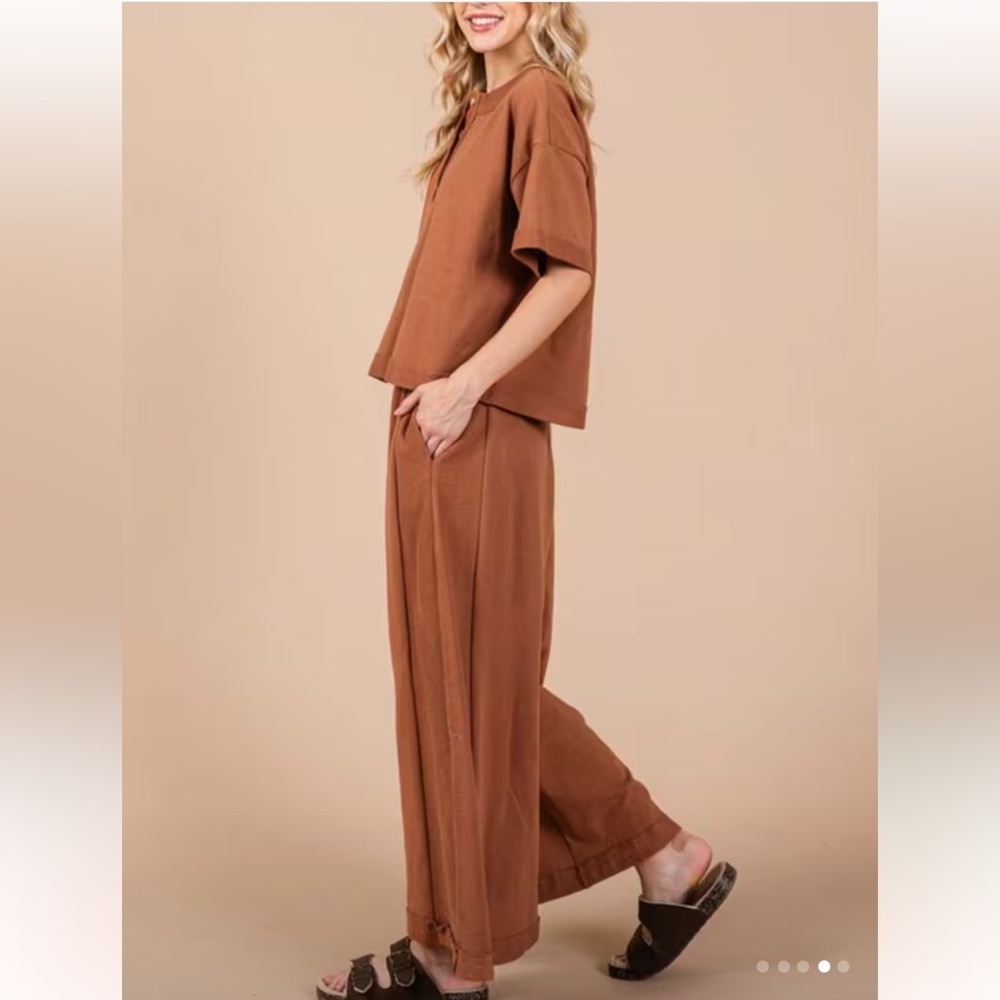 Wide Leg Casual Pants And Top Set in Mocha - Picture 2 of 8